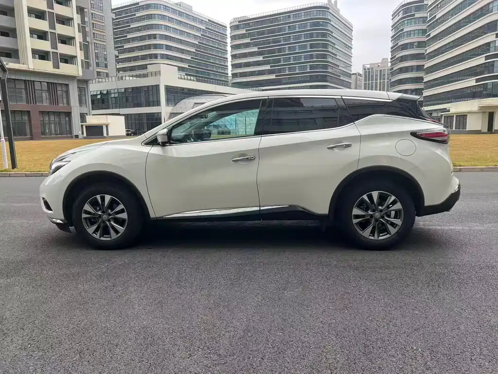 Nissan Murano 2023 — фото 7