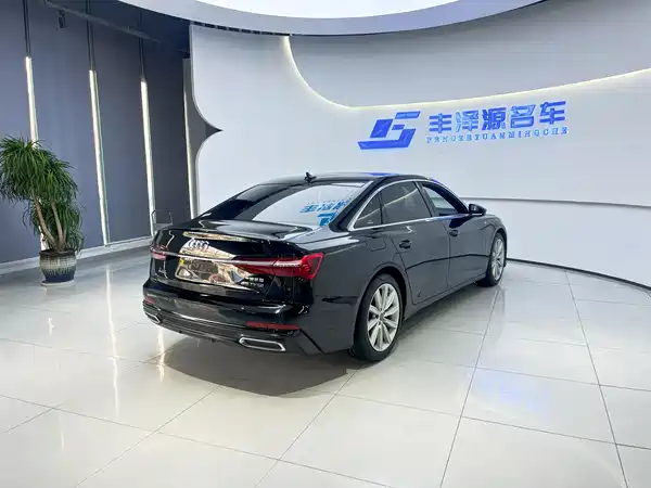 Audi A6L 2021