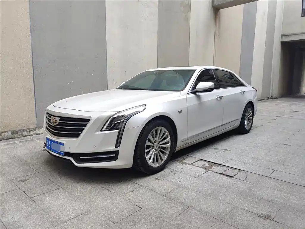 Cadillac CT6 2018 — фото 1