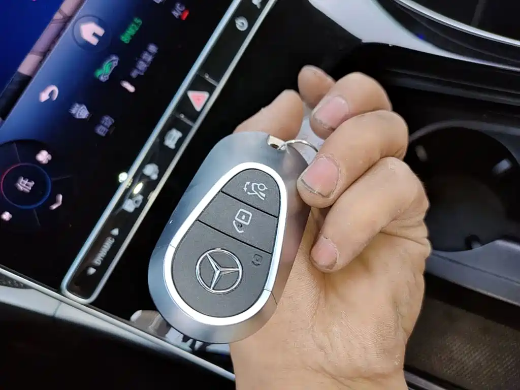 Mercedes-Benz C-Class New Energy 2024 — фото 15