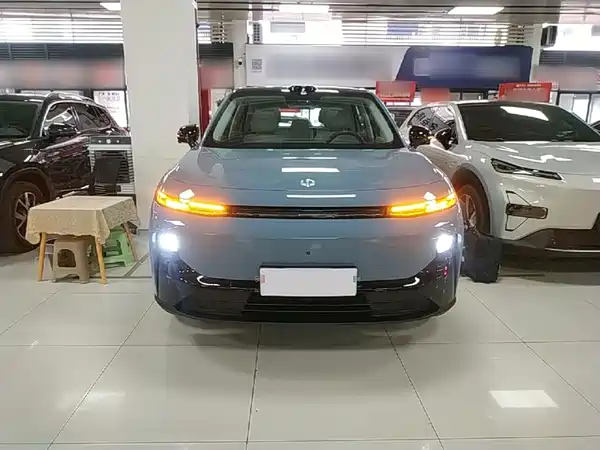 Leapmotor B10 2025