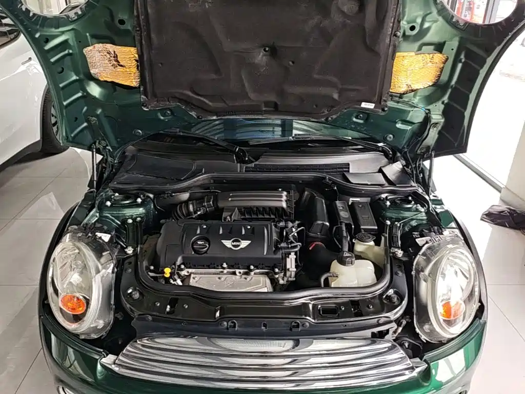 MINI Clubman 2015 — фото 20