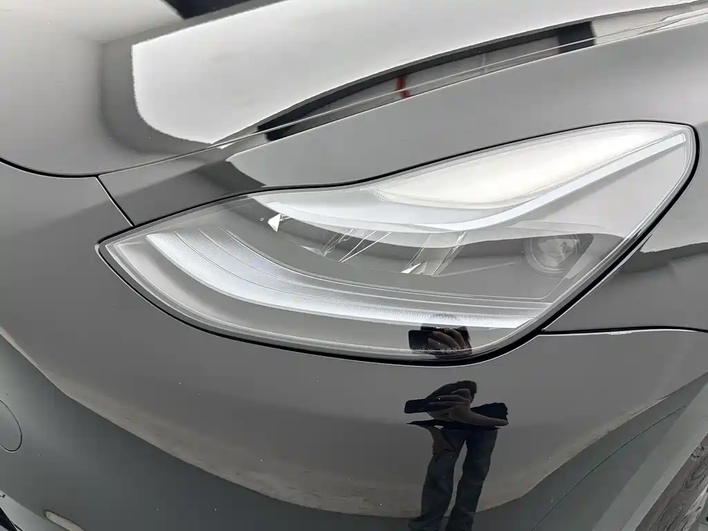 Tesla Model Y 2023 — фото 18