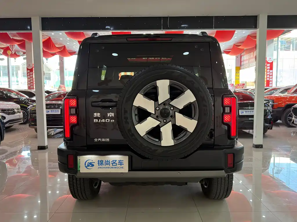 BAIC BJ40 Extended Range 2025 — фото 27