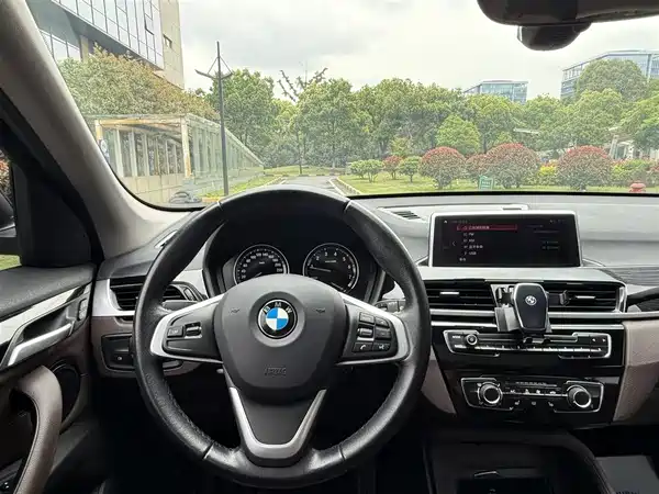 BMW X1 2020