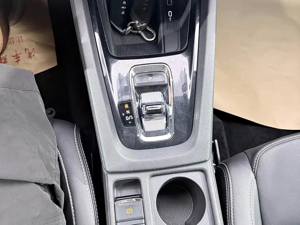 Skoda Octavia 2023 — фото 13