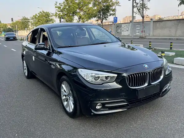 BMW 5 Series GT 2014