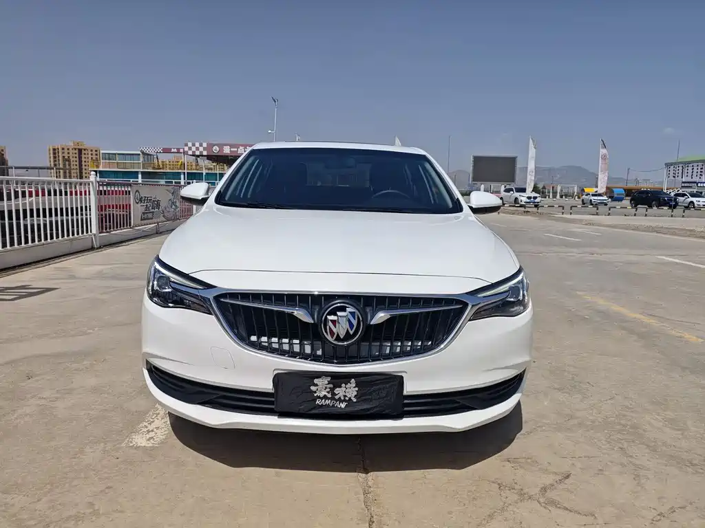 Buick Excelle 2021 — фото 2