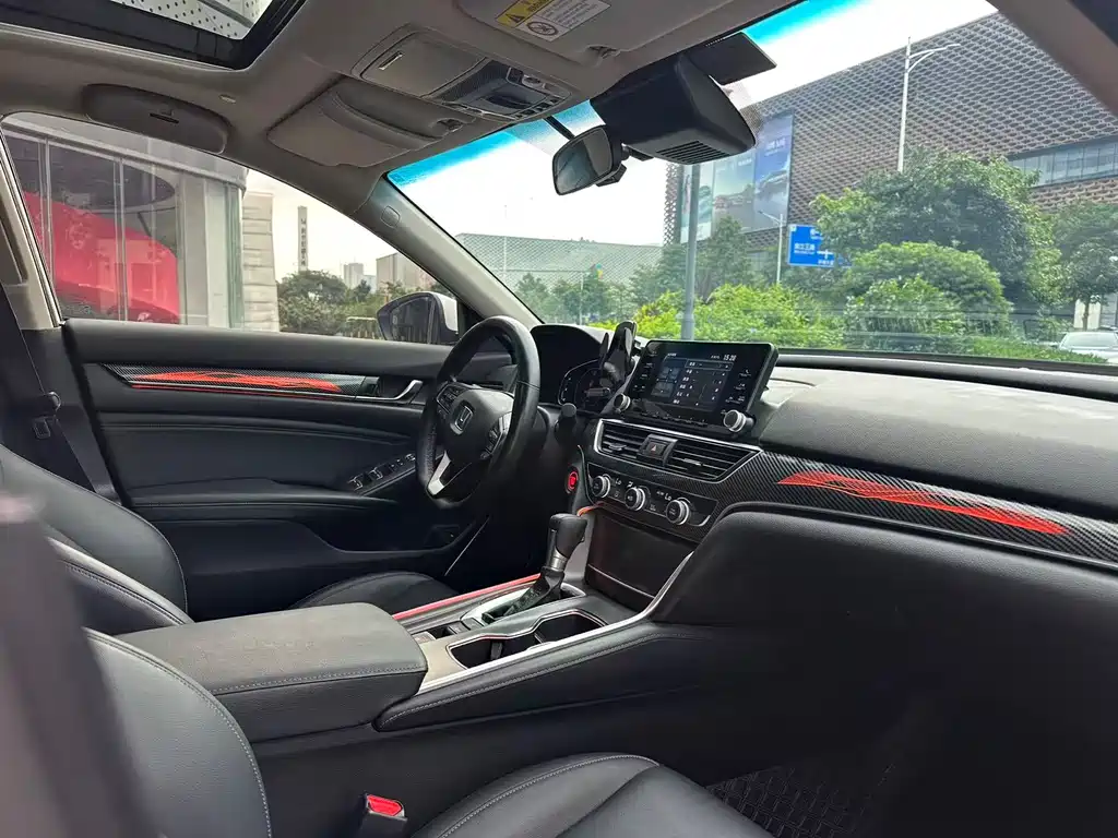 Honda Accord 2020 — фото 9