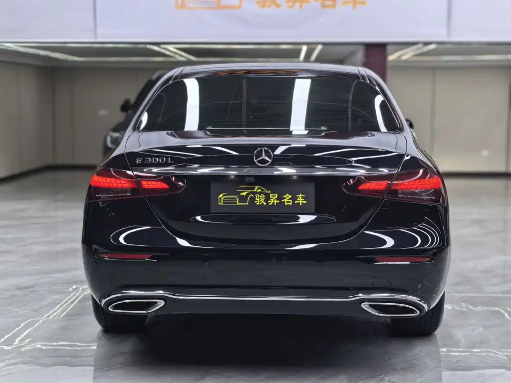 Mercedes-Benz E-Class 2021