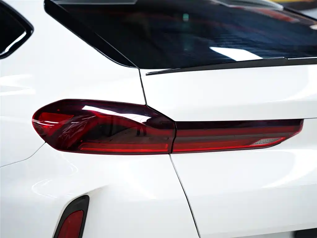 BMW X6 M 2022 — фото 3