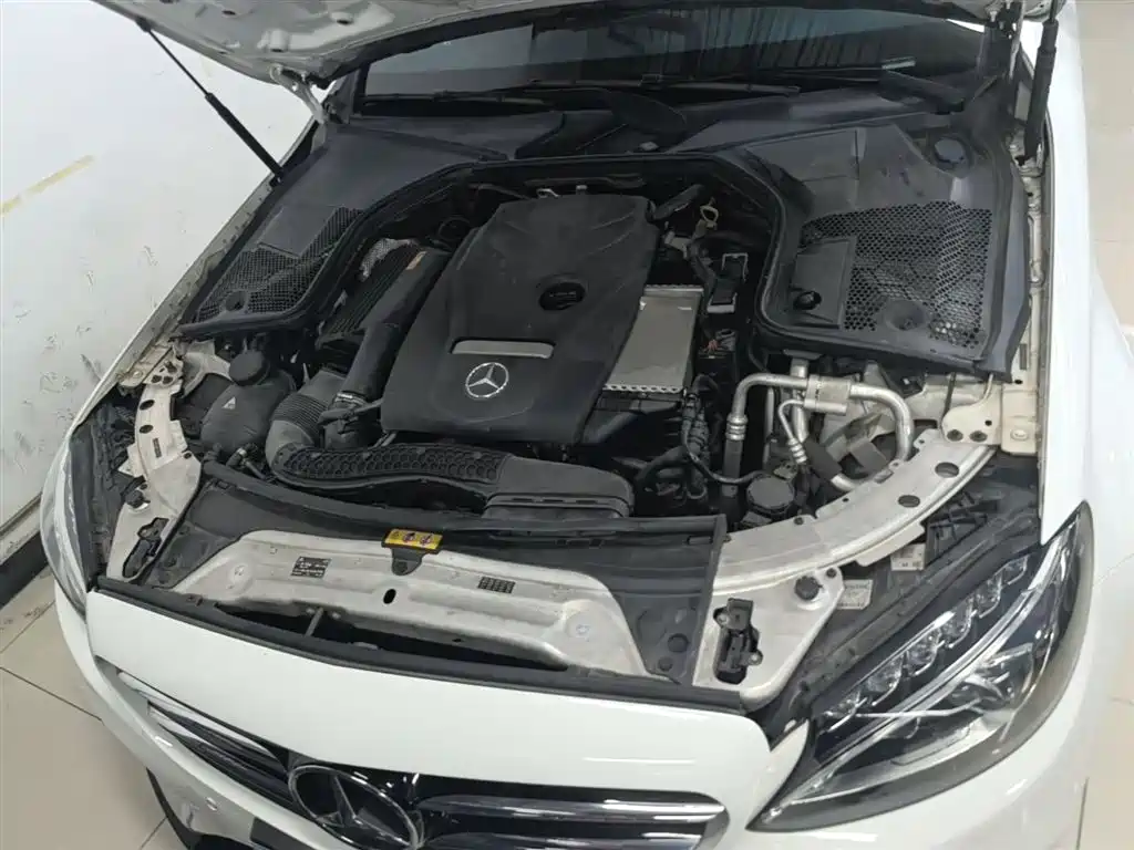 Mercedes-Benz C-Class 2017 — фото 20