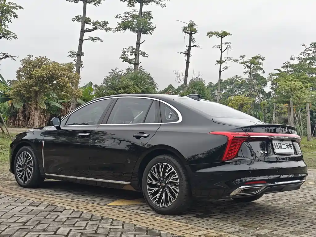 Hongqi H5 2023 — фото 24