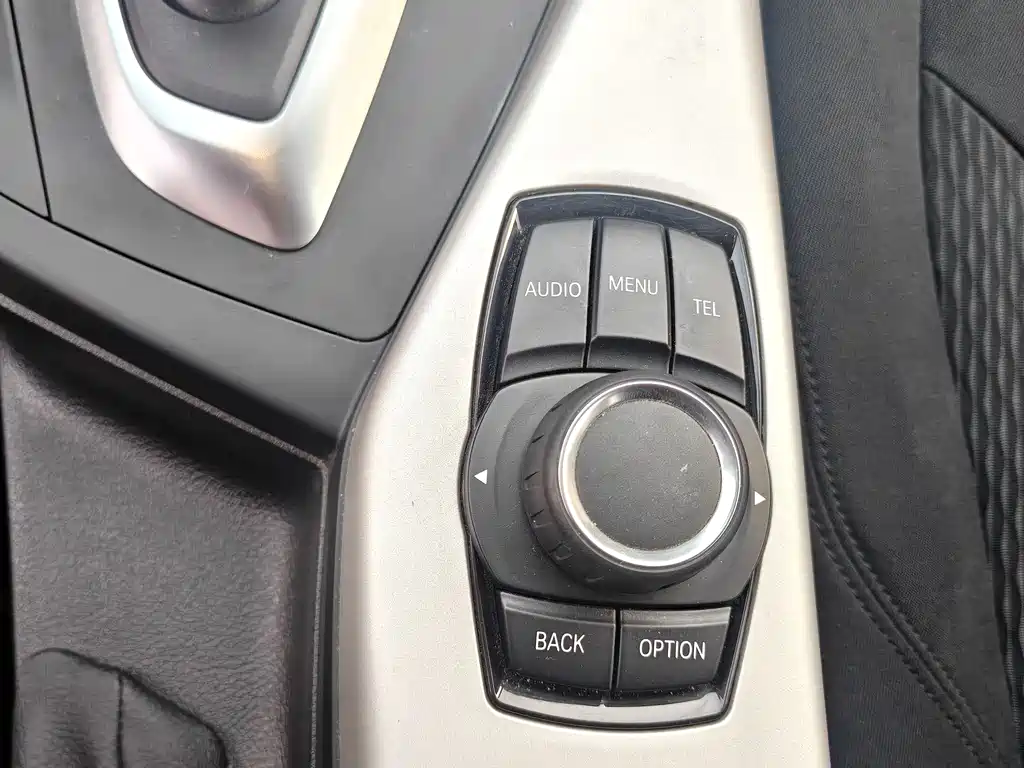 BMW 1 Series 2014 — фото 17