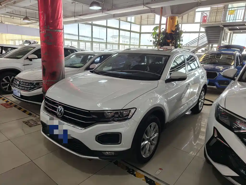 Volkswagen T-Roc 2023