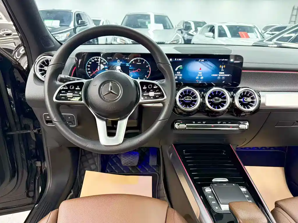 Mercedes-Benz GLB 2022 — фото 10