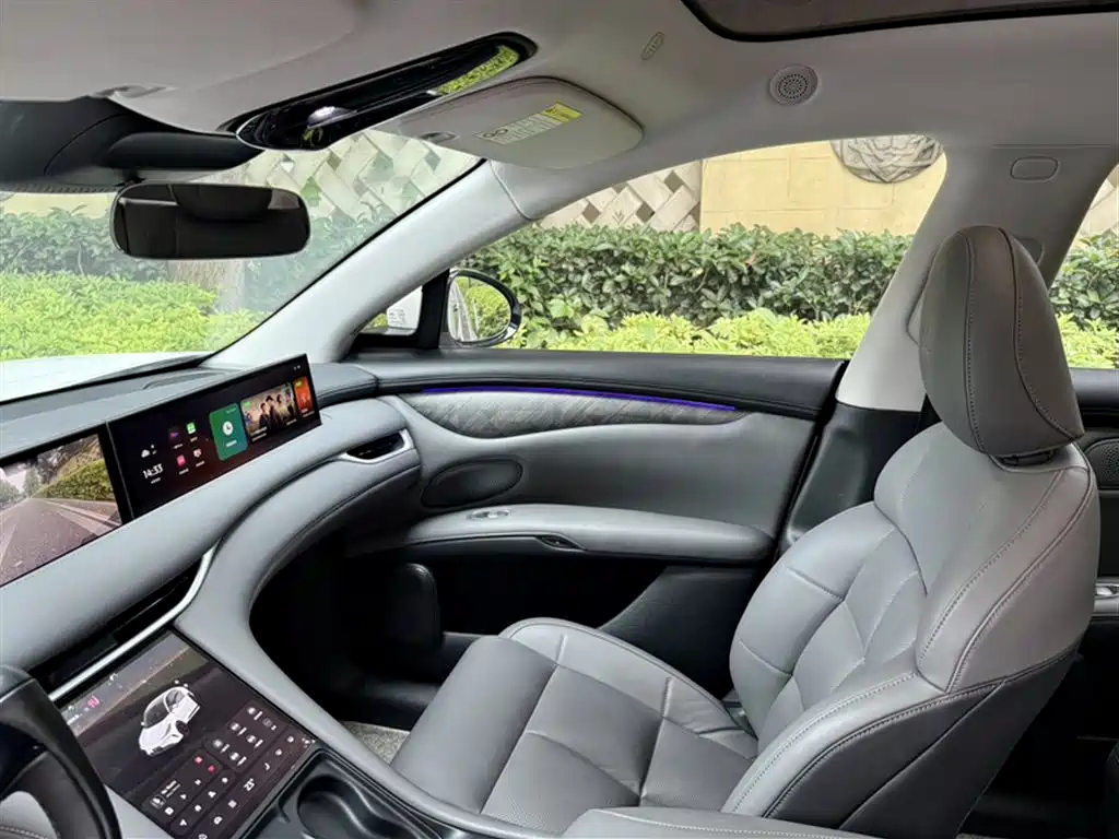 IM LS6 2024 — фото 20