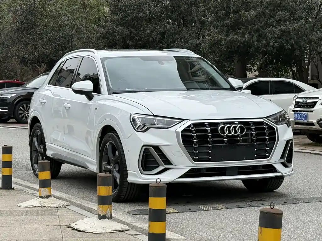Audi Q3 2022