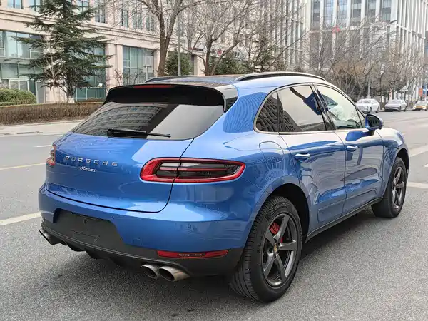 Porsche Macan 2014