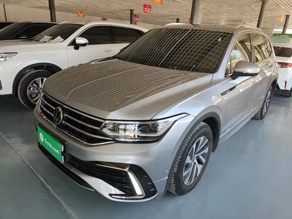 Volkswagen Tiguan L PHEV 2021 — фото 2