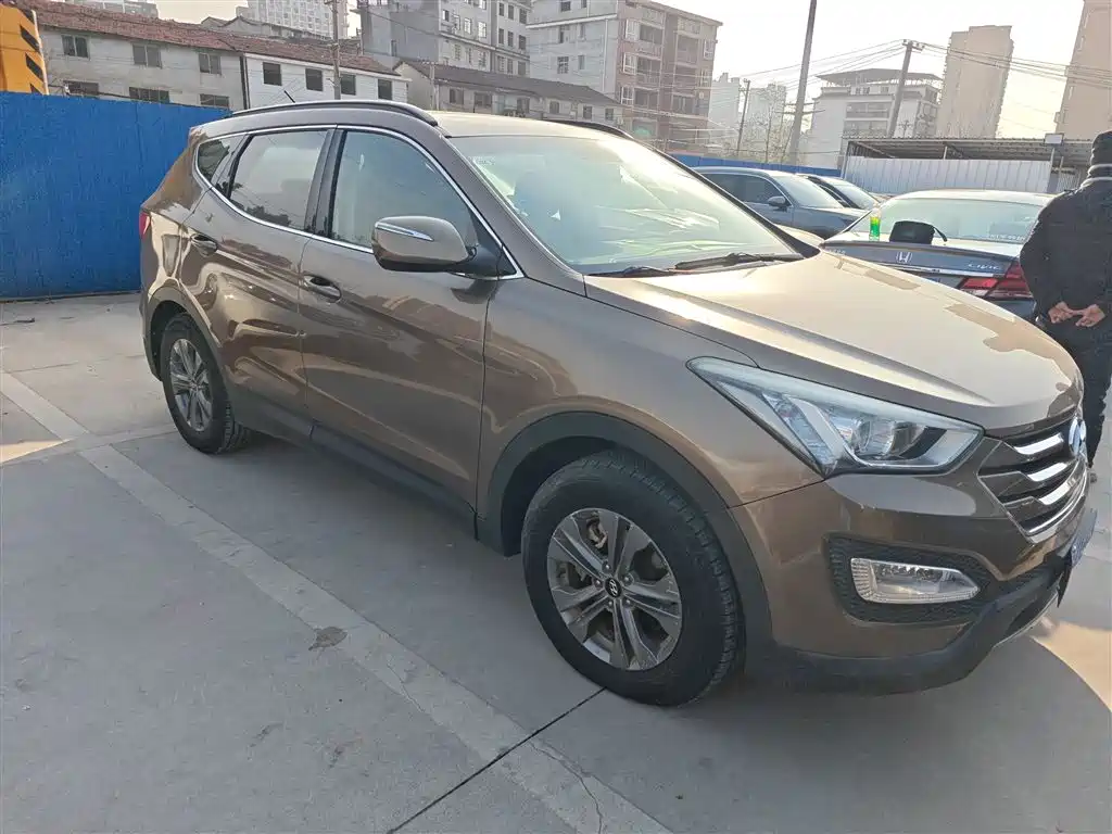 Hyundai Santa Fe 2015 — фото 23