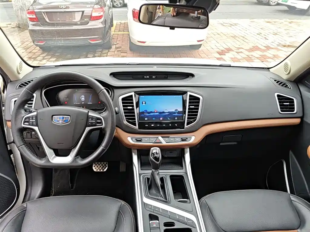Geely Vision X6 2019 — фото 10