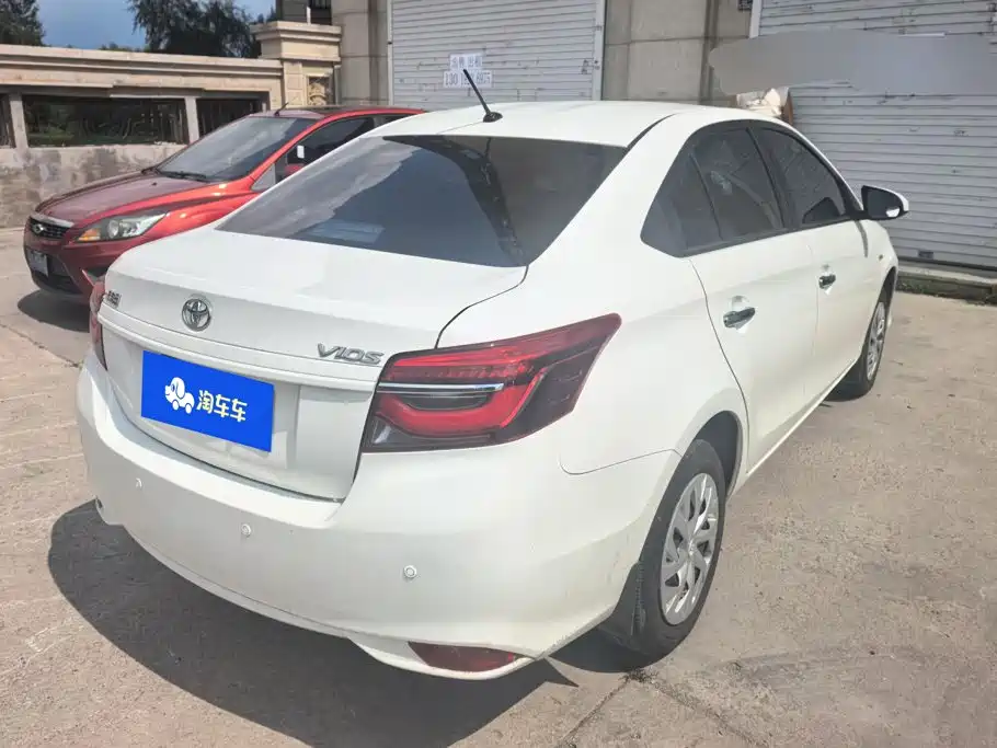 Toyota Vios 2023 — фото 3