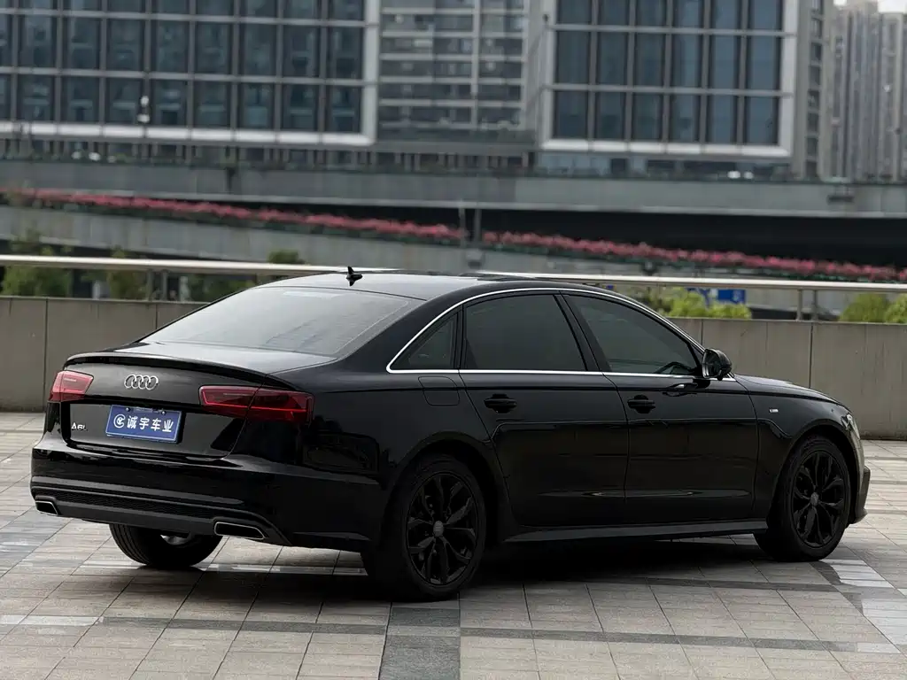 Audi A6L 2018 — фото 21