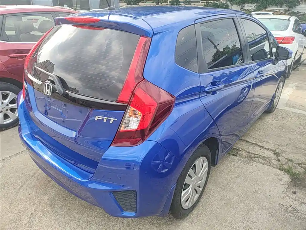 Honda Fit 2017 — фото 7