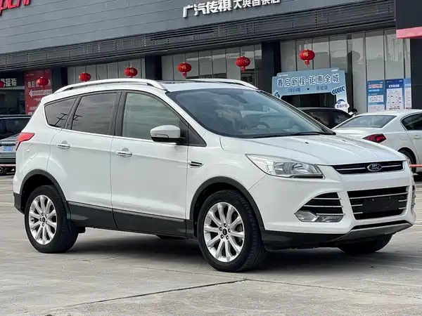 Ford Kuga 2014