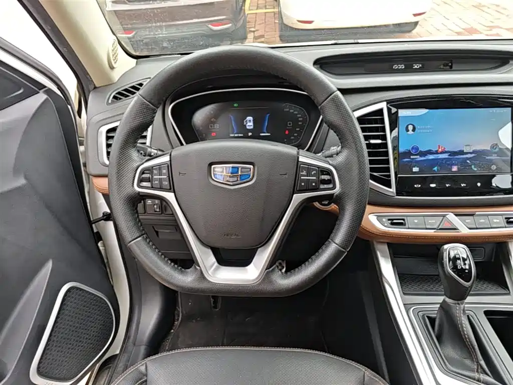Geely Vision X6 2019 — фото 11