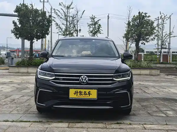 Volkswagen Tiguan L 2022