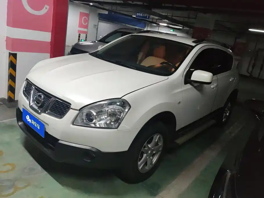 Nissan Qashqai 2015