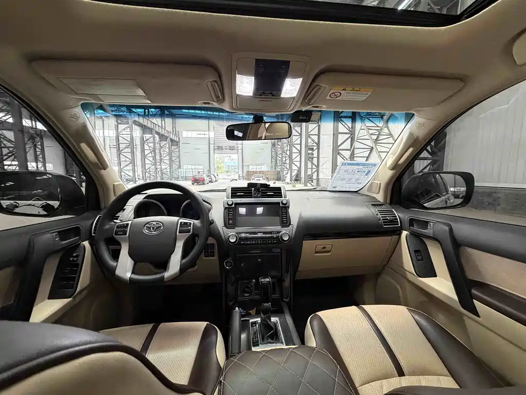 Toyota Prado 2017 — фото 10