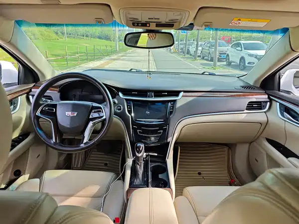 Cadillac XTS 2016