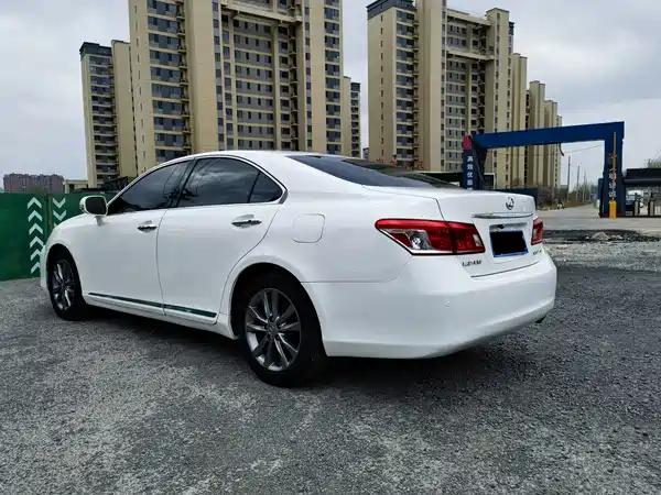 Lexus ES 2010
