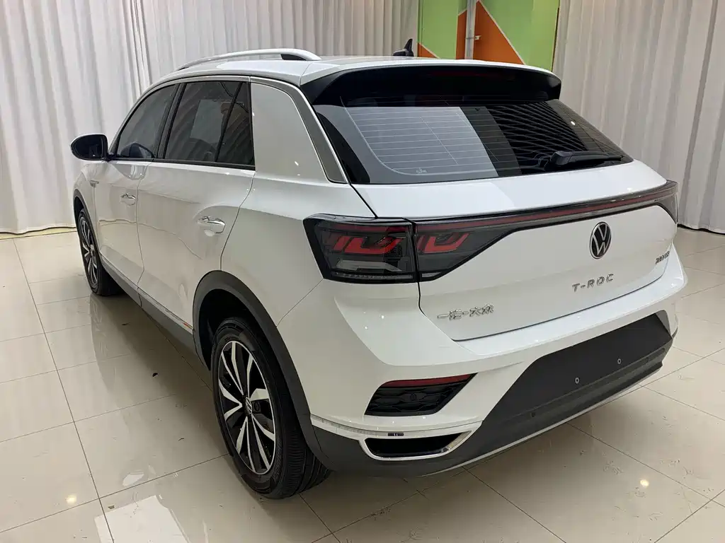 Volkswagen T-Roc 2023