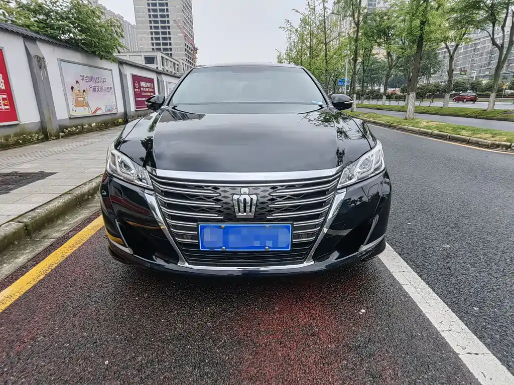 Toyota Crown 2017 — фото 2