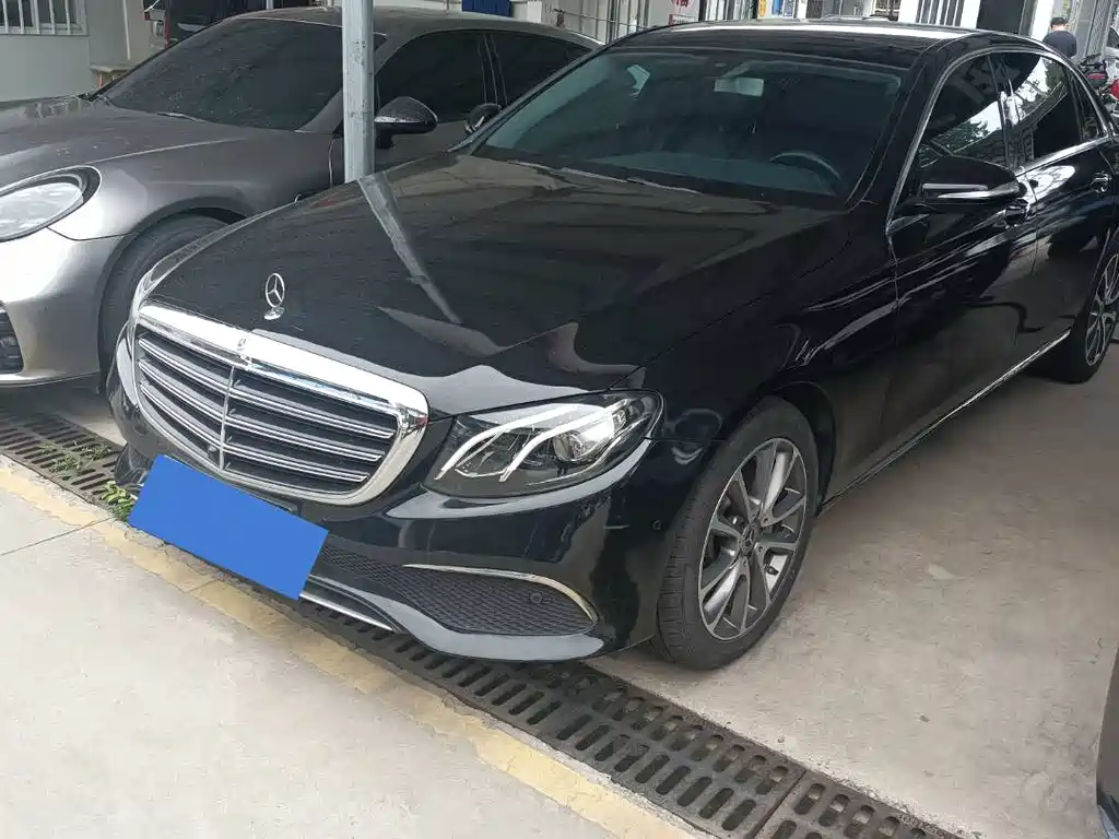Mercedes-Benz E-Class 2019 — фото 1