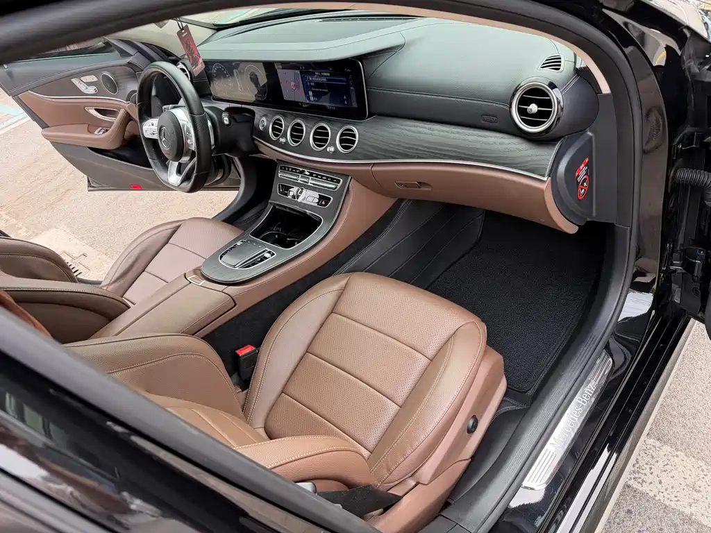 Mercedes-Benz E-Class 2020 — фото 20