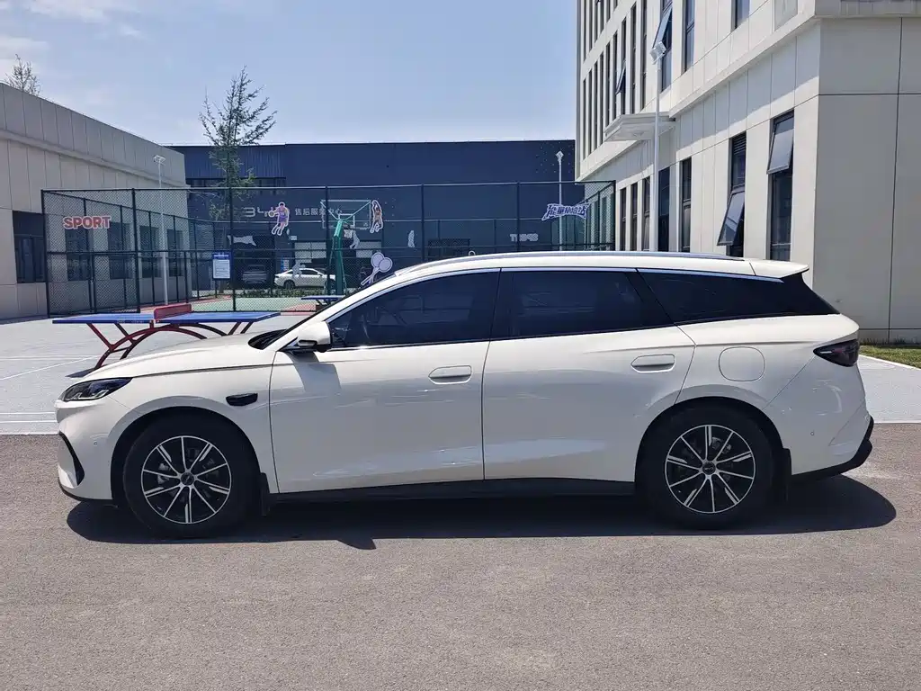 BYD Seal 06 DM-i Wagon 2025 — фото 5