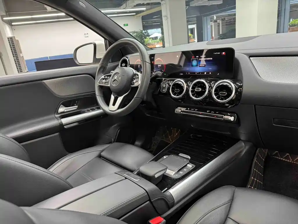 Mercedes-Benz GLA 2022 — фото 17