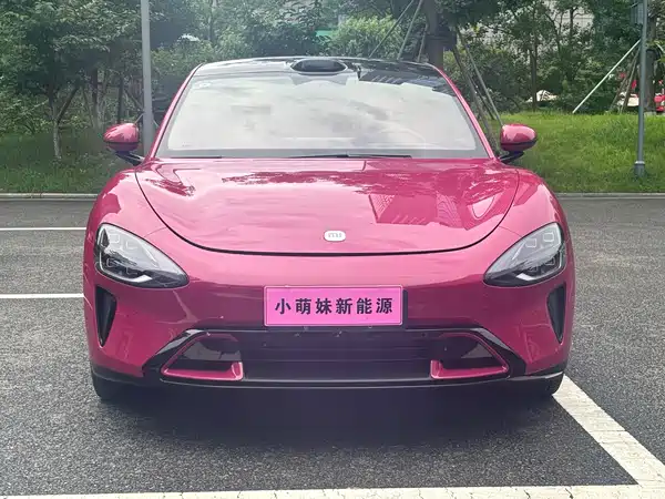 Xiaomi SU7 2025