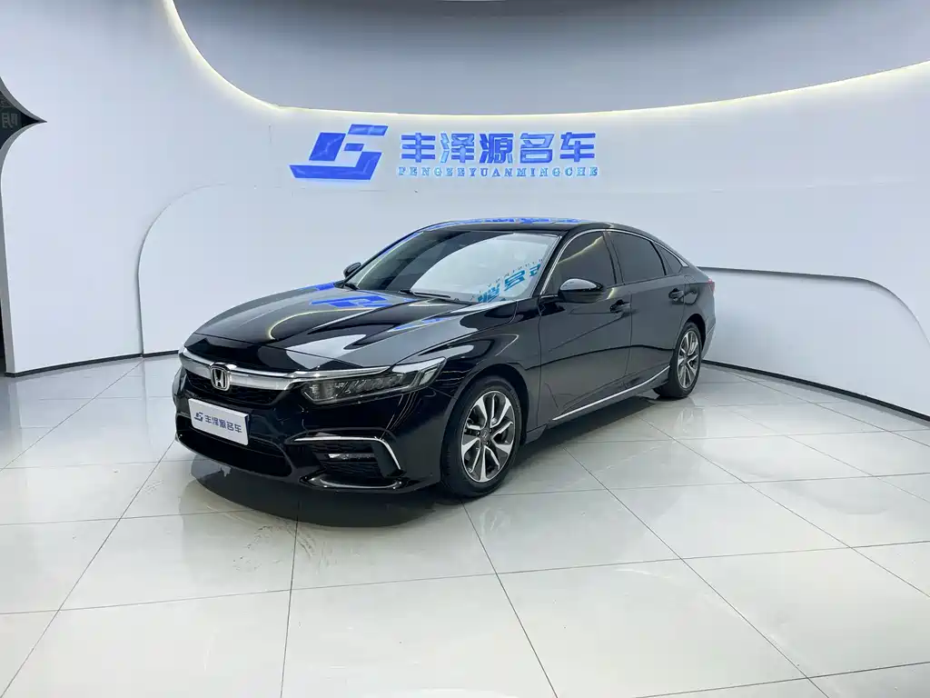 Honda Inspire 2021 — фото 1