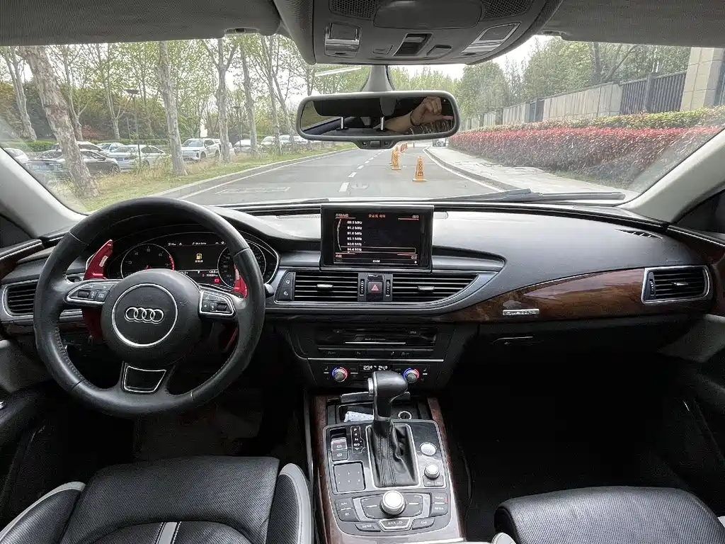 Audi A7 2015 — фото 6