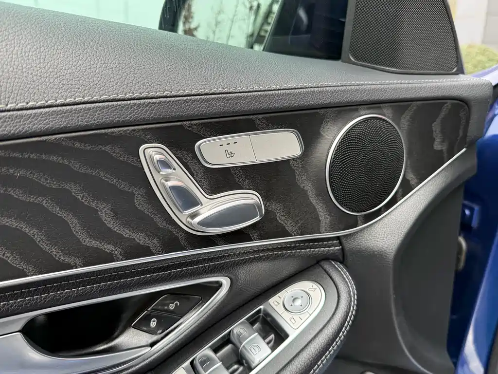 Mercedes-Benz C-Class 2019 — фото 11