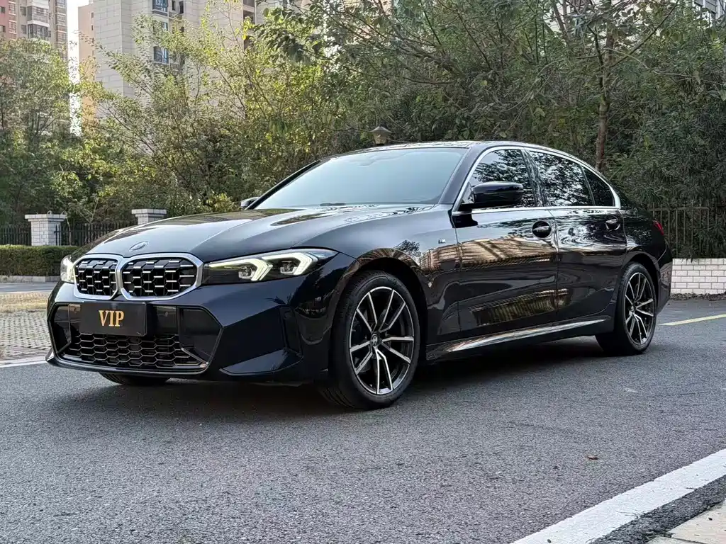 BMW 3 Series 2023 — фото 1