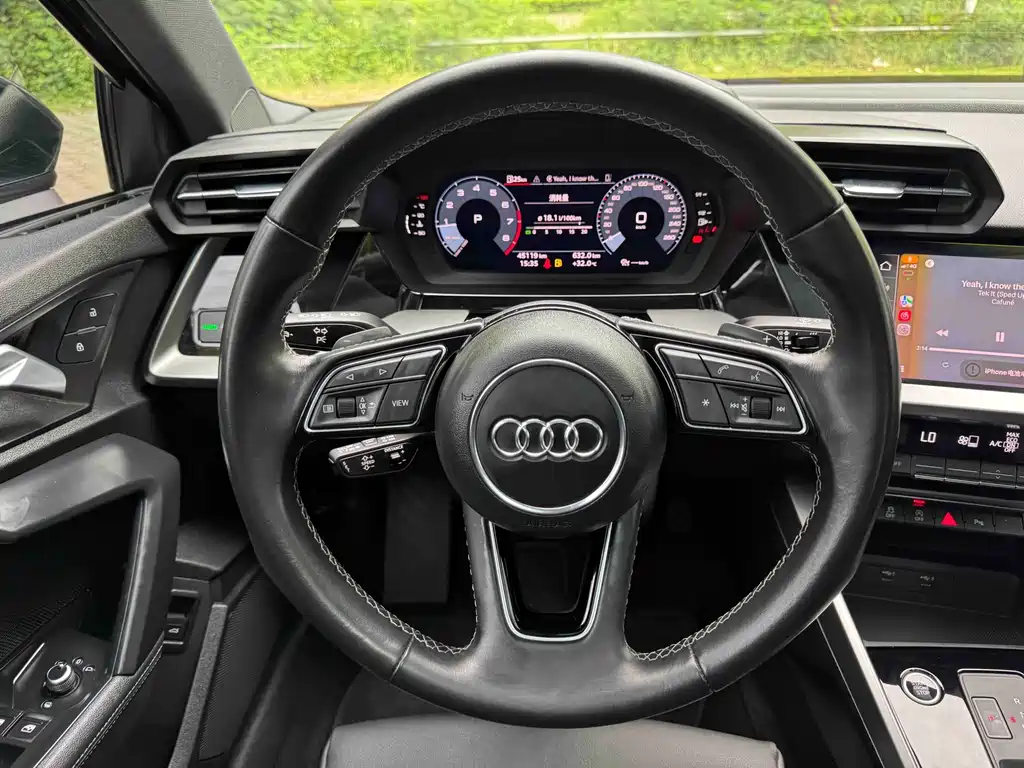 Audi A3 2023 — фото 15