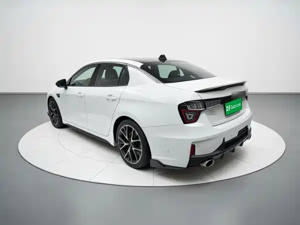 Lynk & Co 03 2020