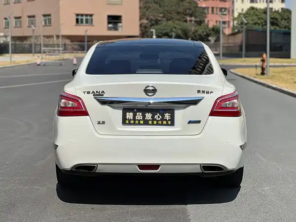 Nissan Teana 2014
